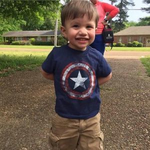 Meet your Posher, Elizabeth